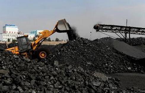 煤炭：未來(lái)最重要的能源資源。煤炭是全球存儲(chǔ)量最大的礦石能源，尤其在中國(guó)“富煤、貧油、少氣”的能源格局中，是絕對(duì)的主體能源。在中國(guó)的一次能源生產(chǎn)和 消費(fèi)中，煤炭約占70%，并且以煤為主的能源結(jié)構(gòu)在未來(lái)相當(dāng)長(zhǎng)時(shí)期內(nèi)難以改變。煤炭的開(kāi)發(fā)利用已經(jīng)成為我國(guó)環(huán)境污染物排放的主要來(lái)源之一。因此，大力發(fā)展 潔凈煤技術(shù)是我國(guó)能源可持續(xù)發(fā)展，實(shí)現(xiàn)中國(guó)式低碳經(jīng)濟(jì)的戰(zhàn)略關(guān)鍵。